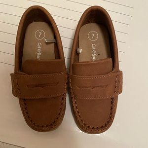 Cat & Jack Size 7 Loafers